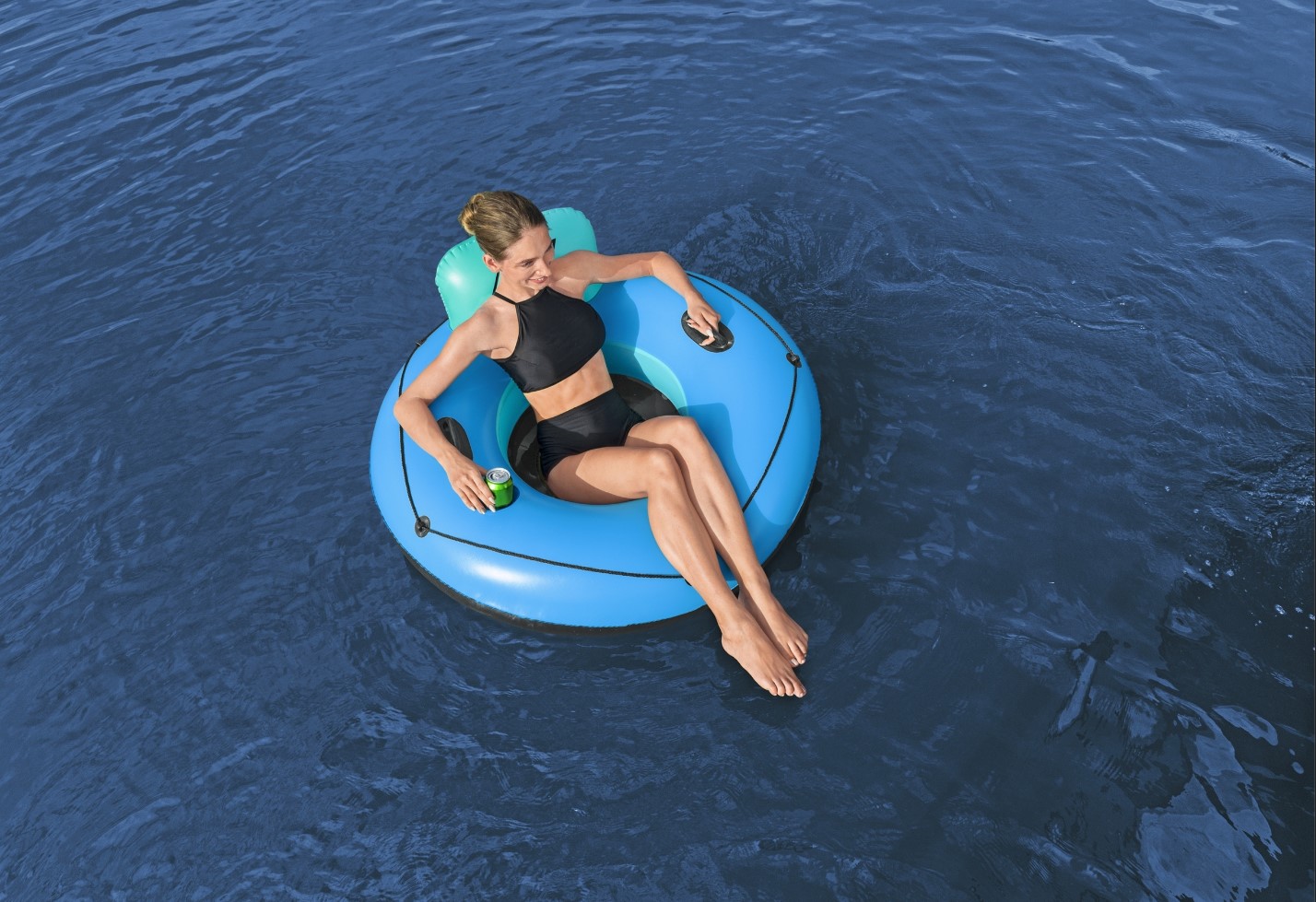 Nafukovacie koleso s operadlom